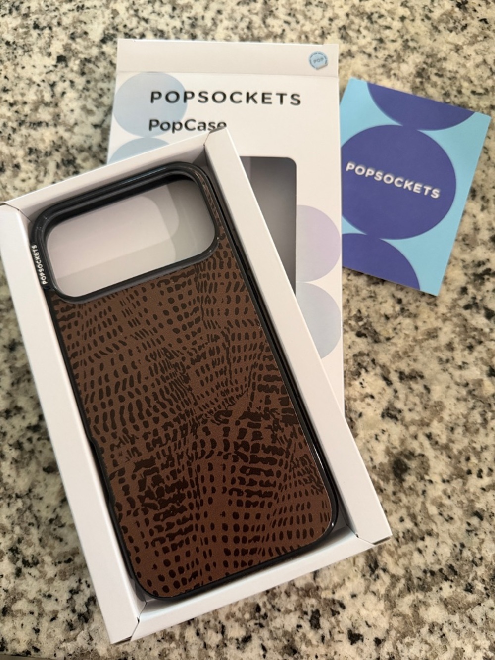 Brand New Popsocket Cocoa Umber Petrified
iPhone 17 Pro Max MagSafe Case